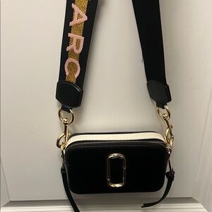 Marc Jacobs Snapshot